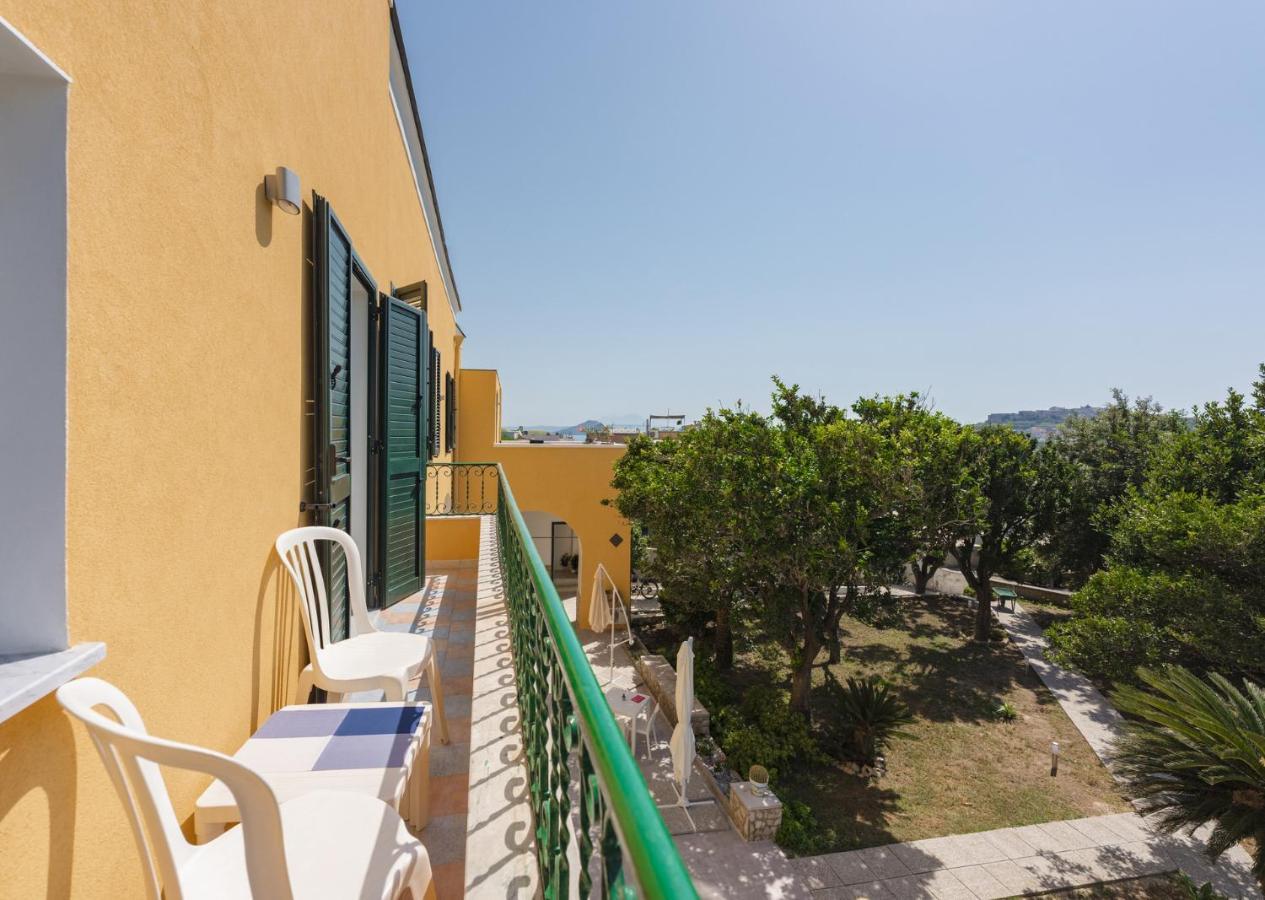 Villa Caterina B&B Procida Exterior foto